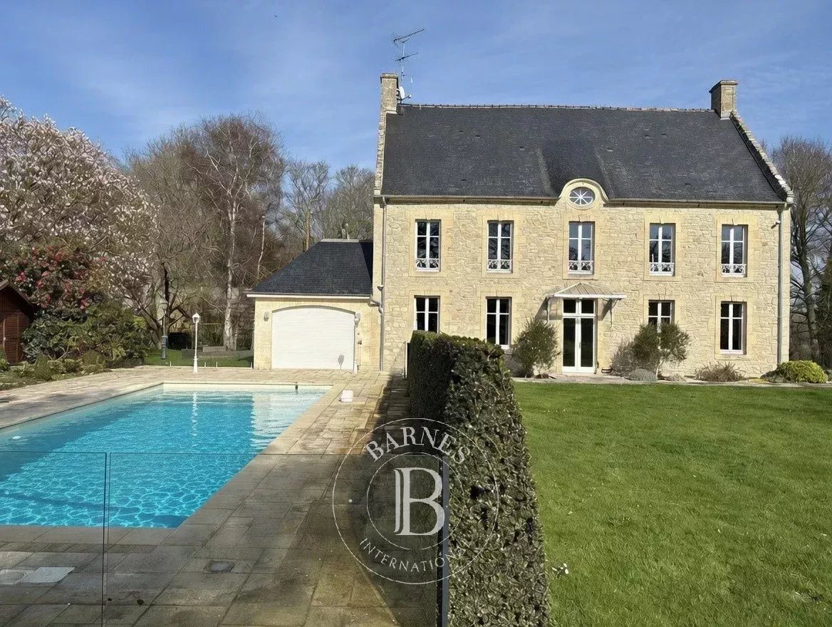 Maison à vendre, 321m², Bayeux