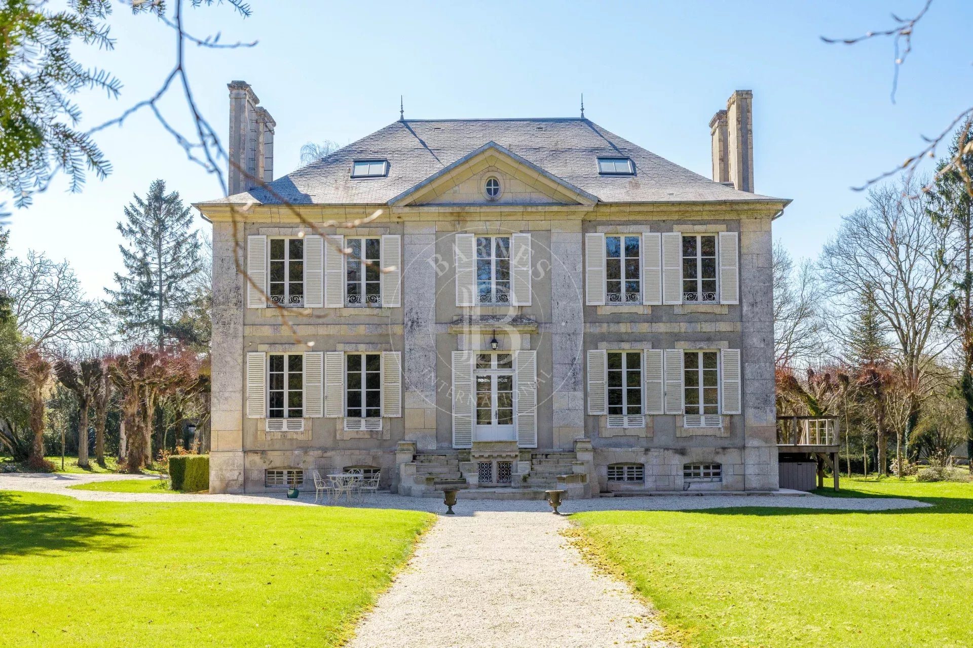 Maison à vendre, 335m², Caen
