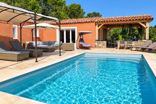 Maison 5 pièces 136 m² · à Cotignac · 136 m² · 650 000 €