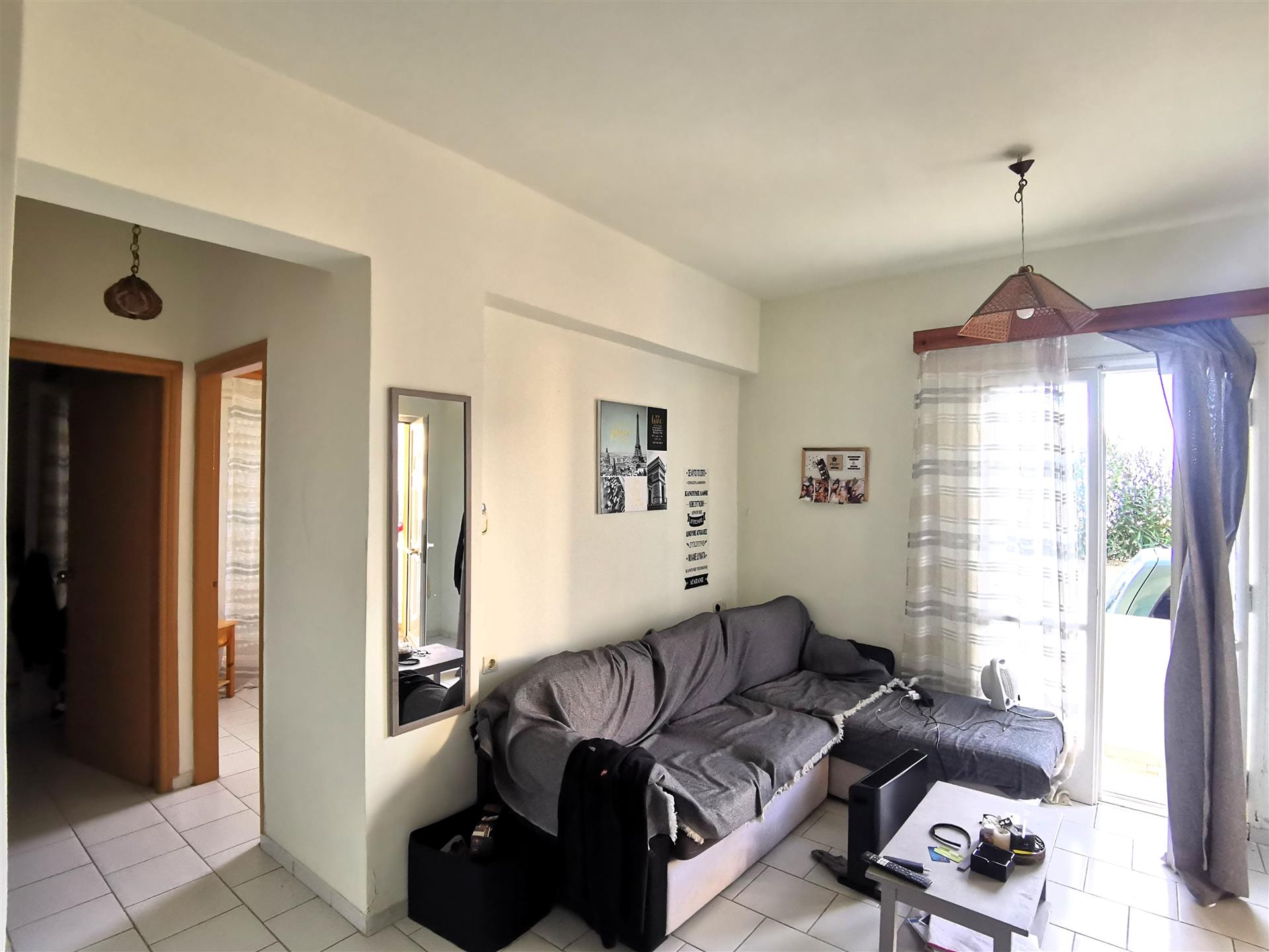 Building with four apartments facing the sea, near Kissamos, Crete 