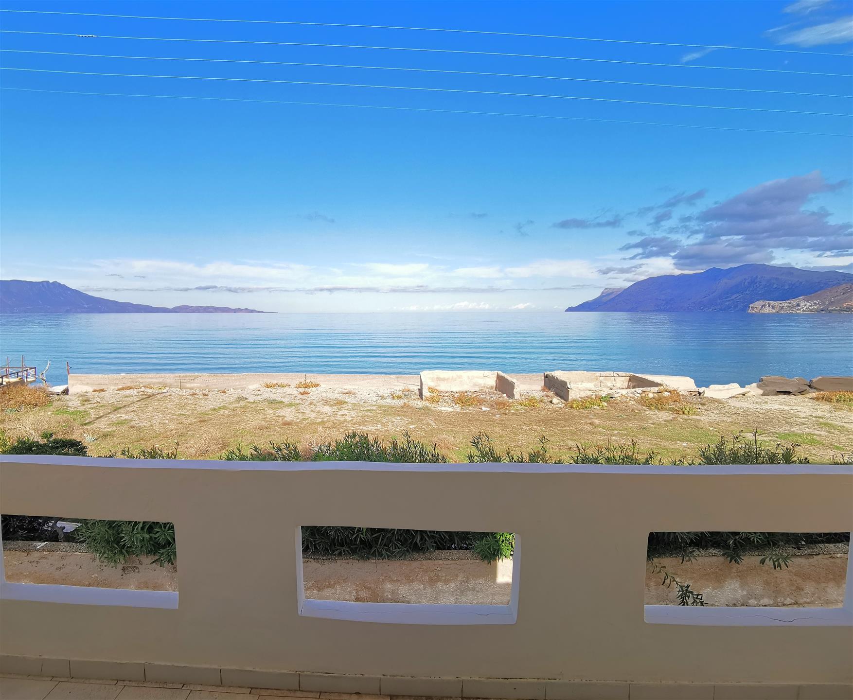 Building with four apartments facing the sea, near Kissamos, Crete 