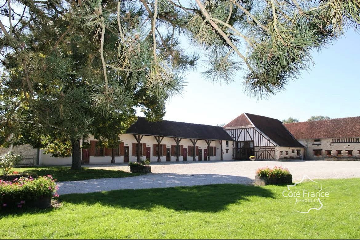 Maison à vendre, 1540m², Vanlay