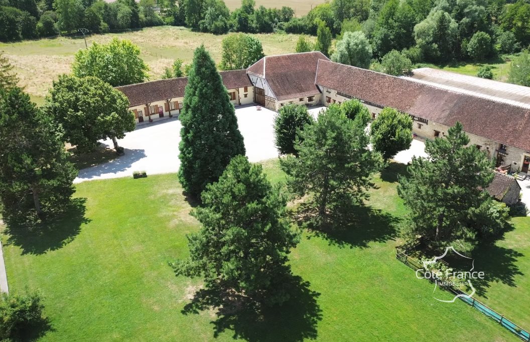 Maison à vendre, 1540m², Vanlay