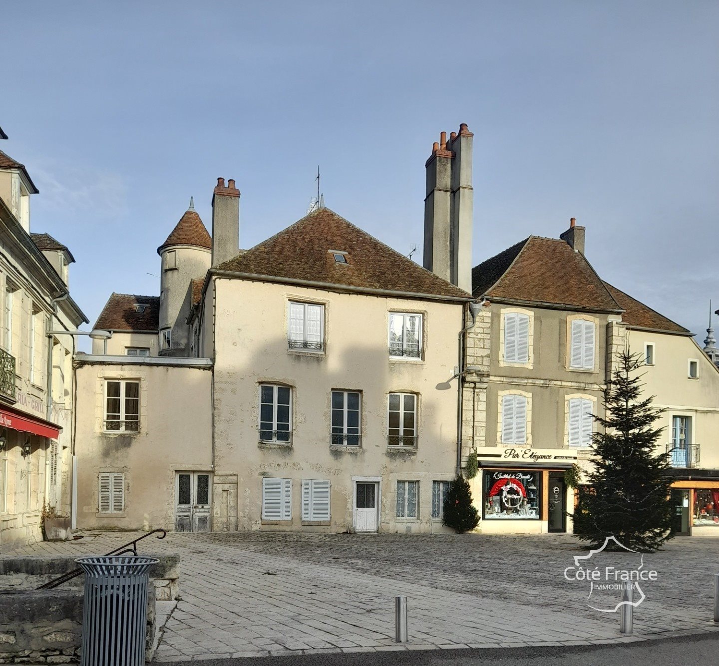 Maison à vendre, 314m², Clamecy