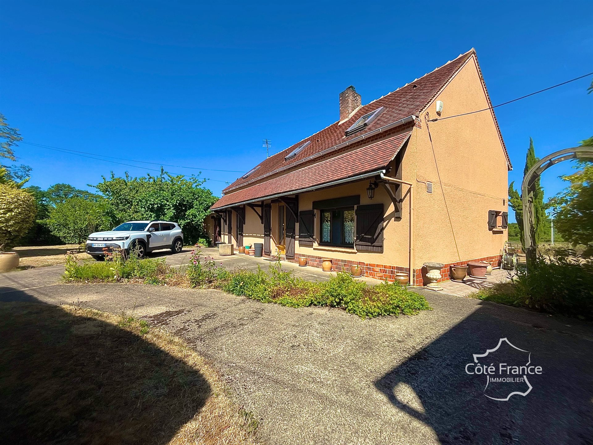 Maison à vendre, 108m², Treigny-Perreuse-Sainte-Colombe