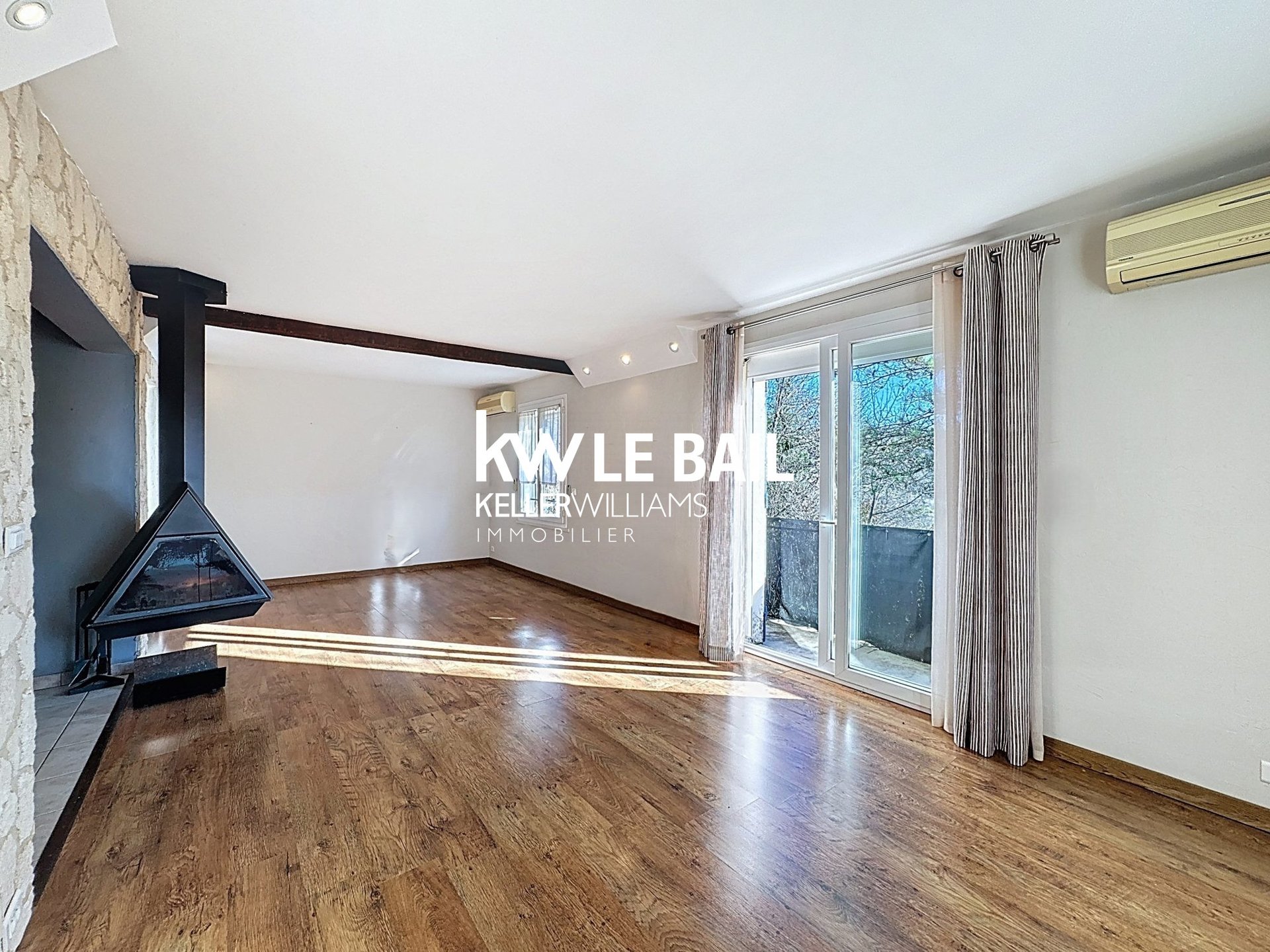 Maison à vendre, 220m², Saint-Pierre-Lafeuille