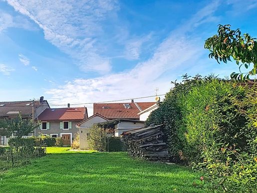Maison 4 pièces 90 m² · à Bons-en-Chablais · 90 m² · 250 000 €