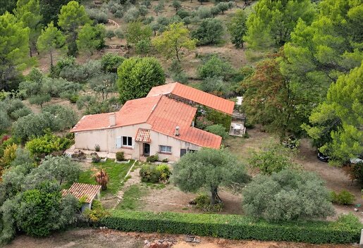 Maison 7 pièces 148 m² · à Flayosc · 148 m² · 380 000 €