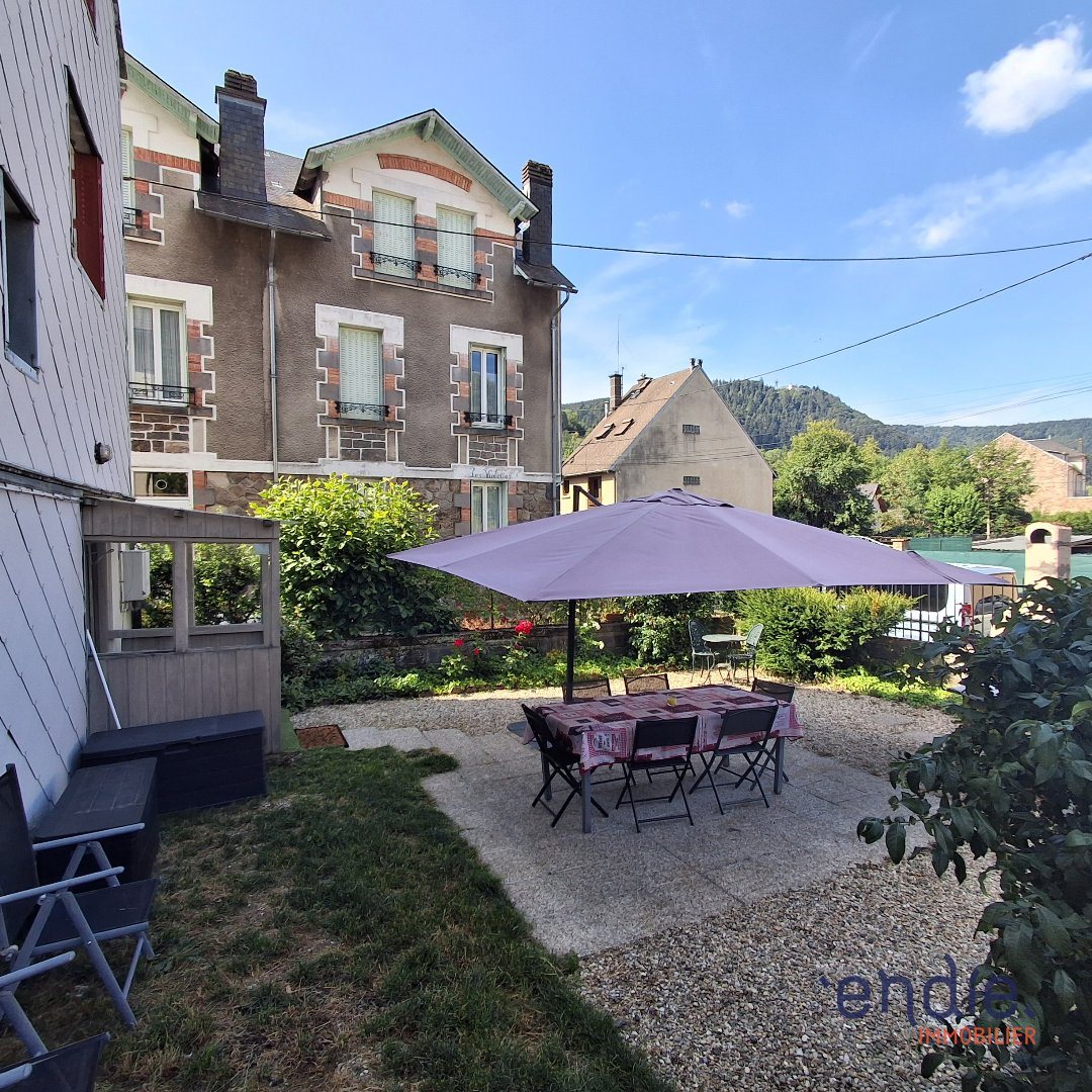 Maison à vendre, 345m², La Bourboule