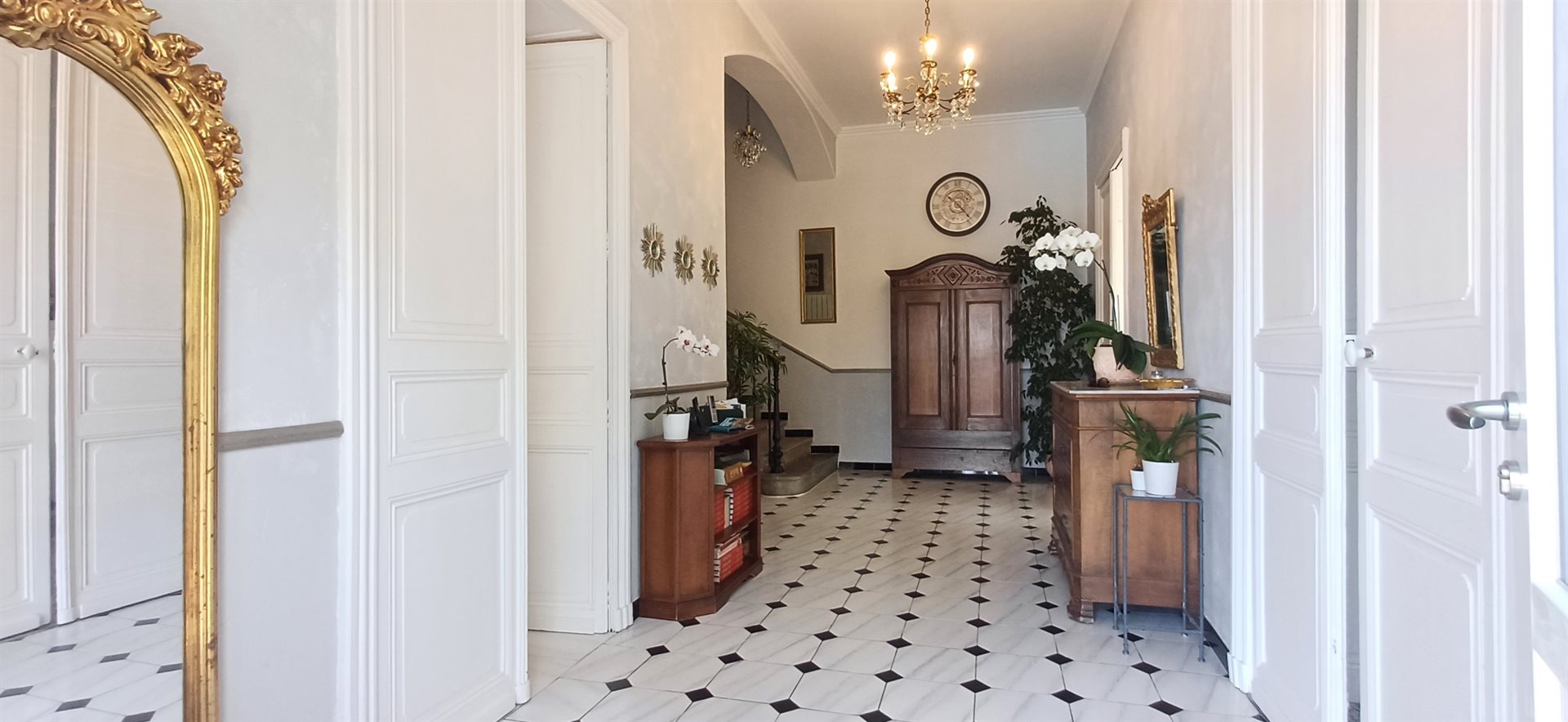 Maison à vendre, 201m², Ouveillan