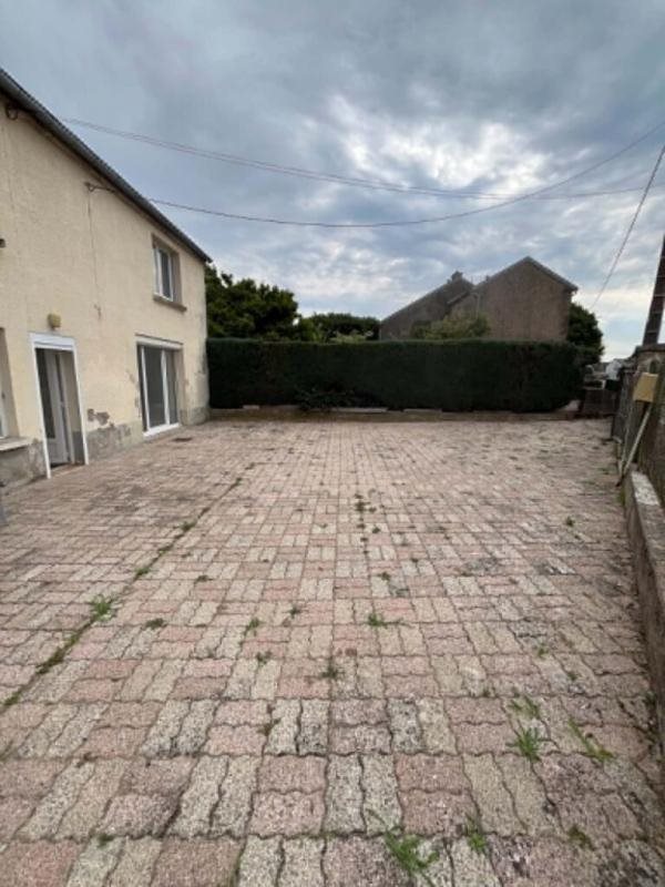 Maison à vendre, 145m², Froideconche