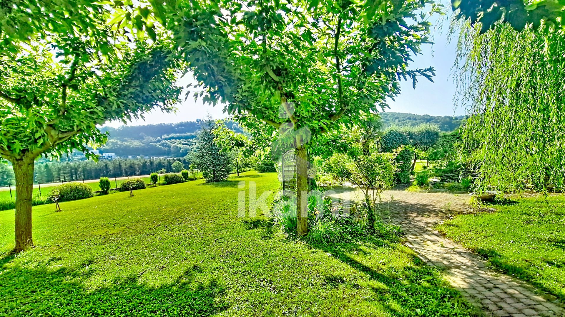 Maison à vendre, 196m², Beausemblant