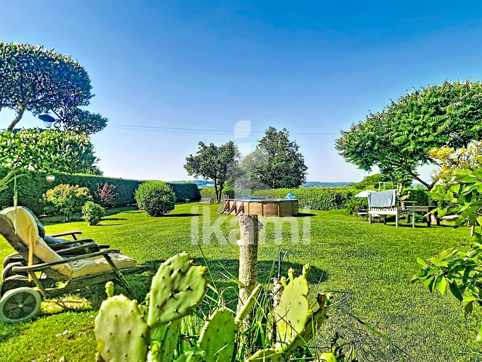 Maison à vendre, 148m², Lapeyrouse-Mornay