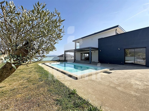 Maison 5 pièces 141 m² · à Rumilly · 141 m² · 885 000 €
