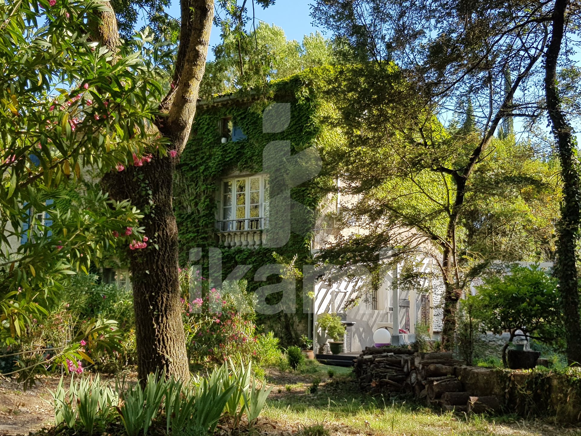 Maison à vendre, 700m², Pezens