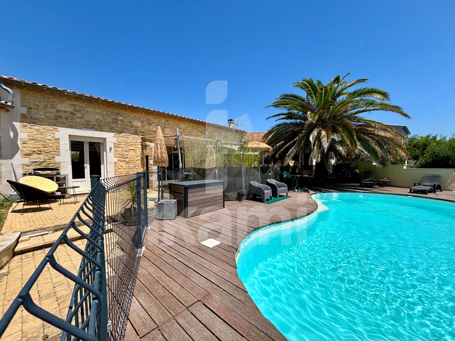 Maison à vendre, 162m², Laudun-l'Ardoise