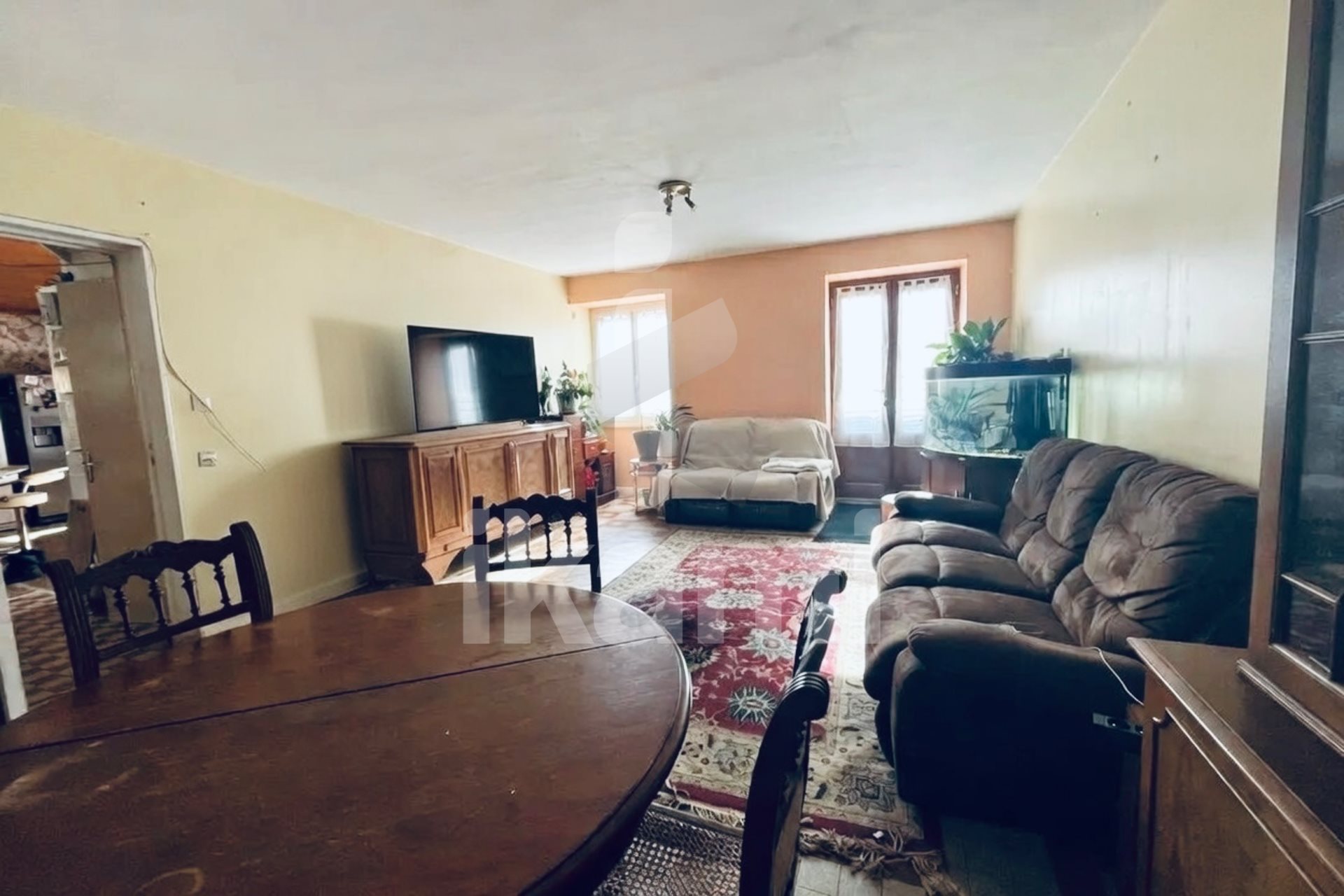 Maison à vendre, 270m², Lapeyrouse-Mornay