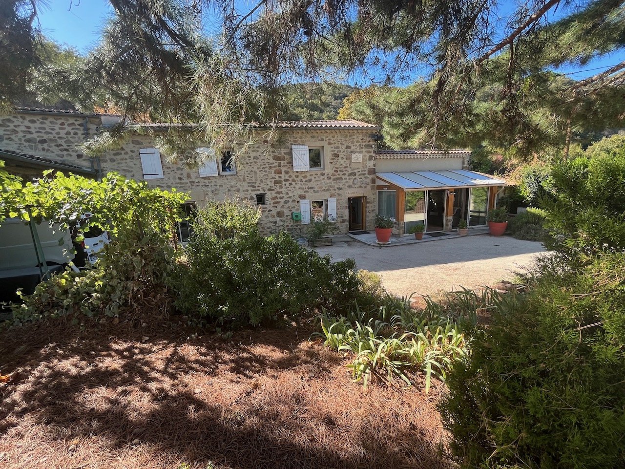 Maison à vendre, 170m², Saint-Georges-les-Bains