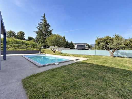Maison 5 pièces 141 m² · à Rumilly · 141 m² · 850 000 €
