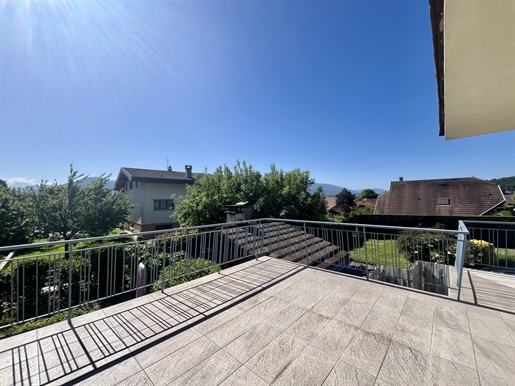 Parking 4 pièces 89 m² · à Epagny Metz-Tessy · 89 m² · 460 000 €