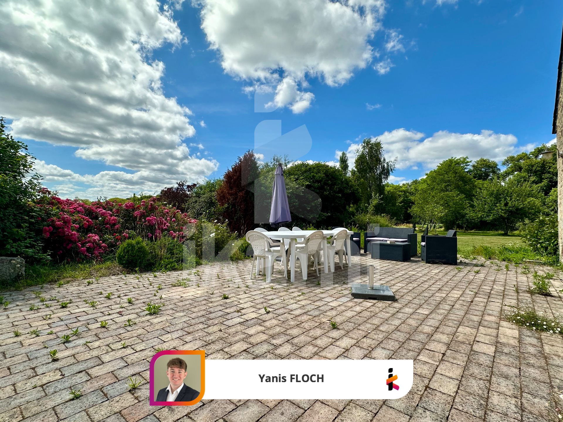 Maison à vendre, 323m², Kernascléden