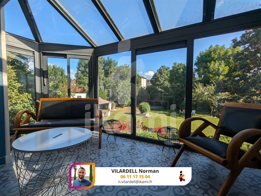 8 pièces 210 m² · à Grenoble · 210 m² · 799 000 €