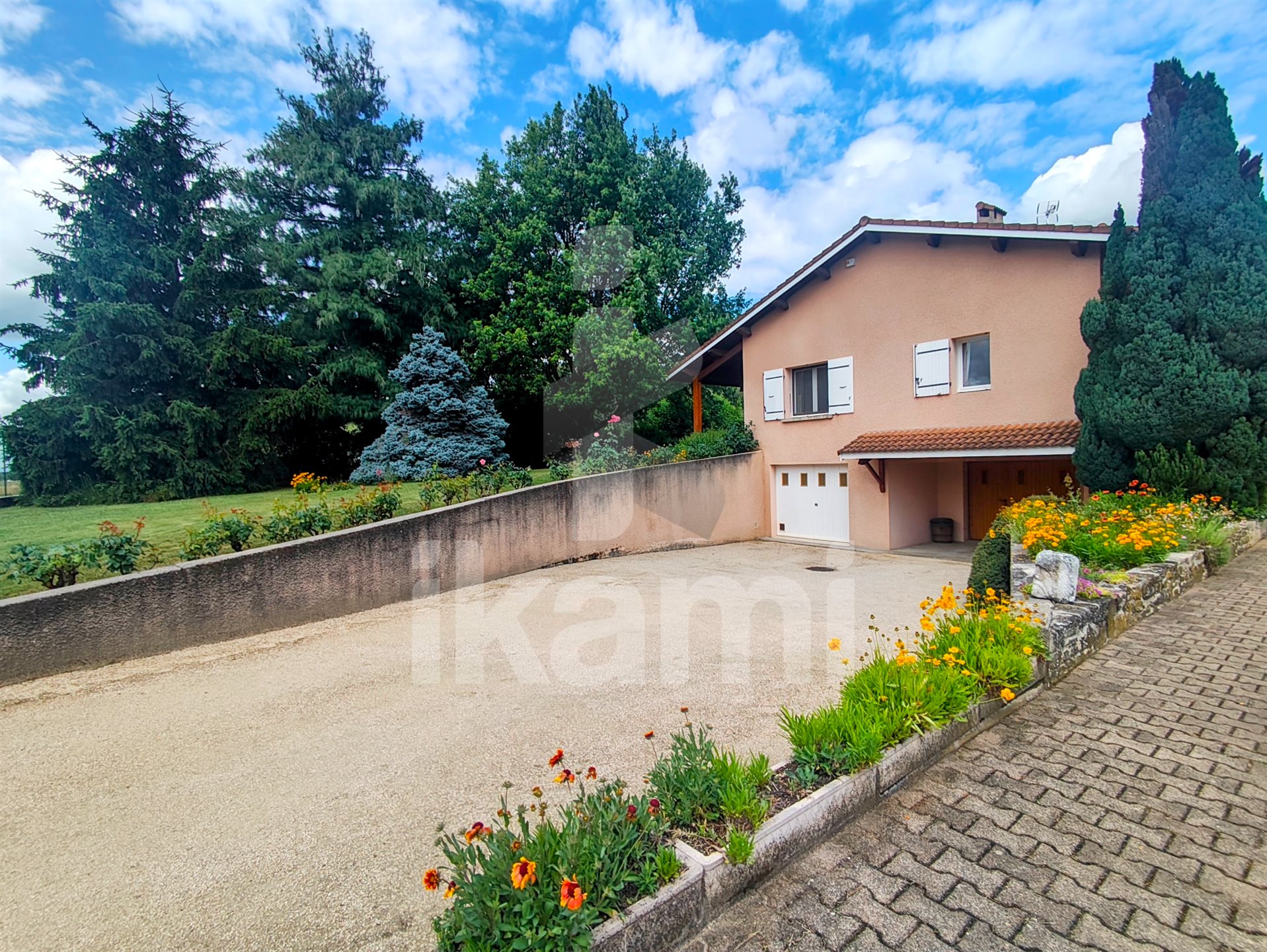 Maison à vendre, 161m², Génissieux