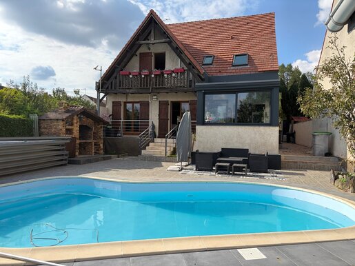 Maison 7 pièces 180 m² · au Thillay · 180 m² · 474 000 €