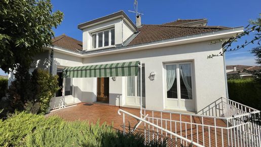 Maison 6 pièces 150 m² · à Mours-Saint-Eusèbe · 150 m² · 290 000 €
