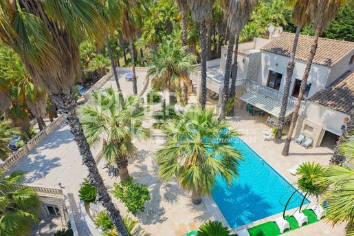 Maison 7 pièces 520 m² · à Biot · 520 m² · 2 600 000 €