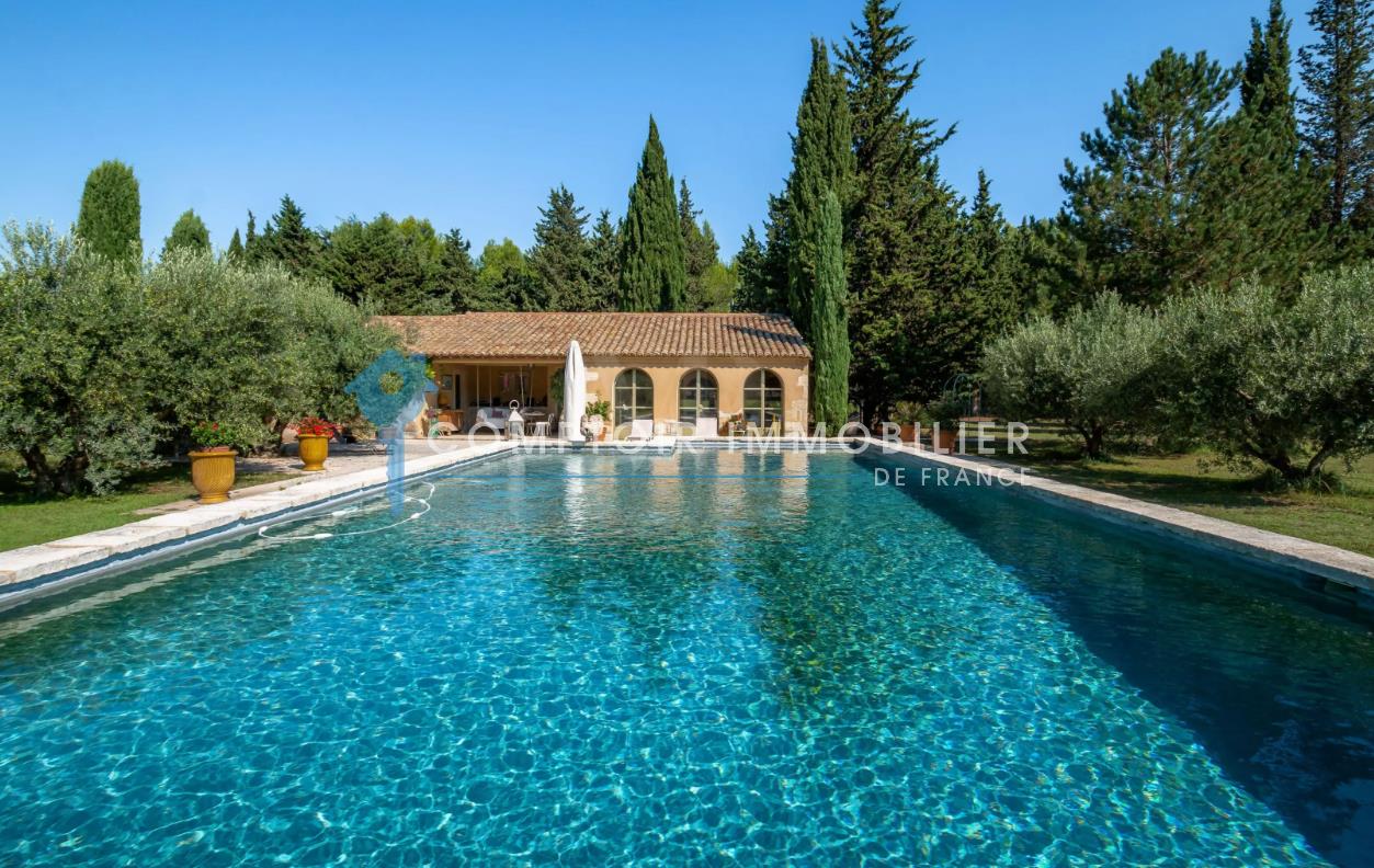 Maison à vendre, 430m², Boulbon