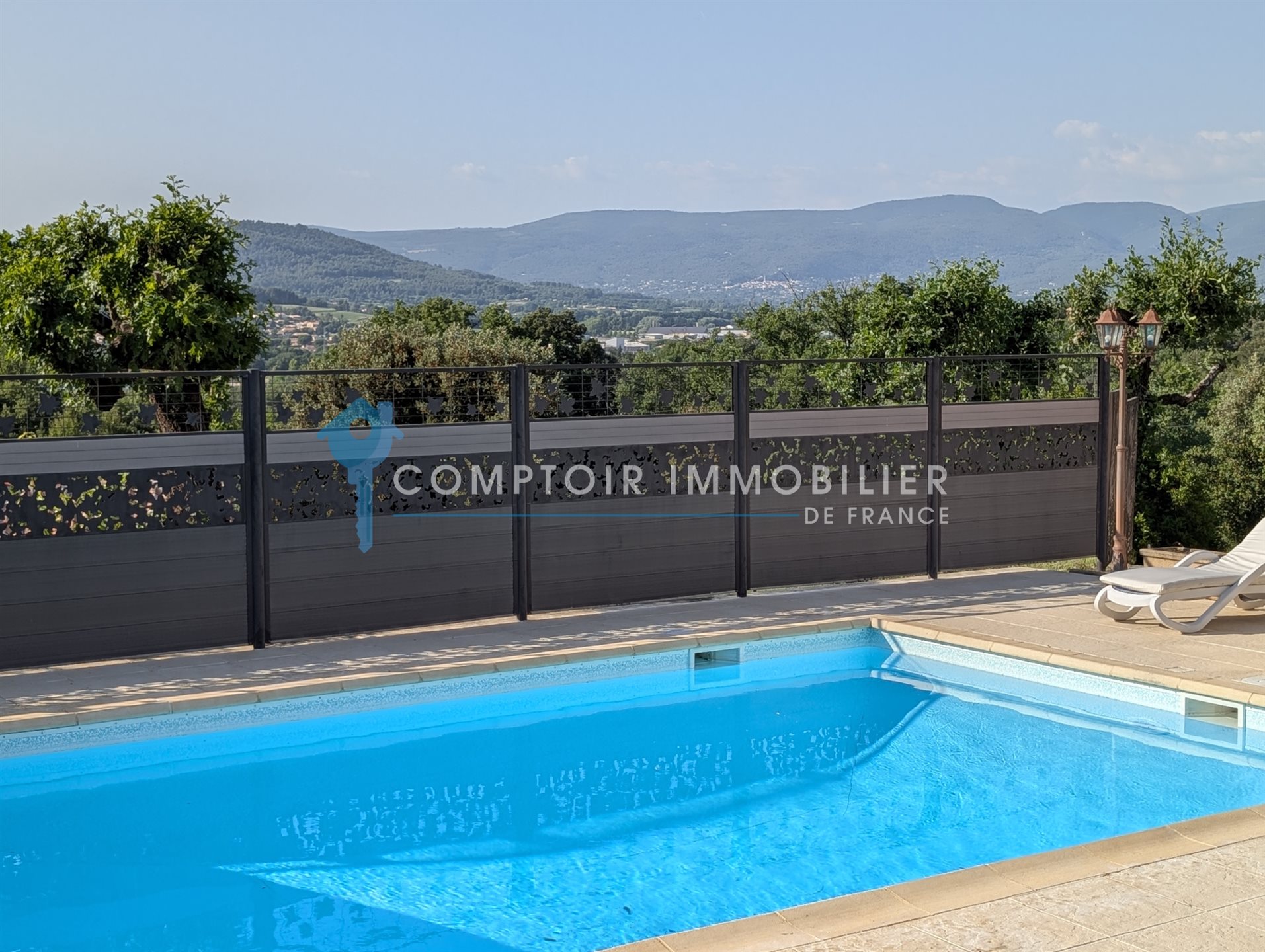 Maison à vendre, 237m², Apt