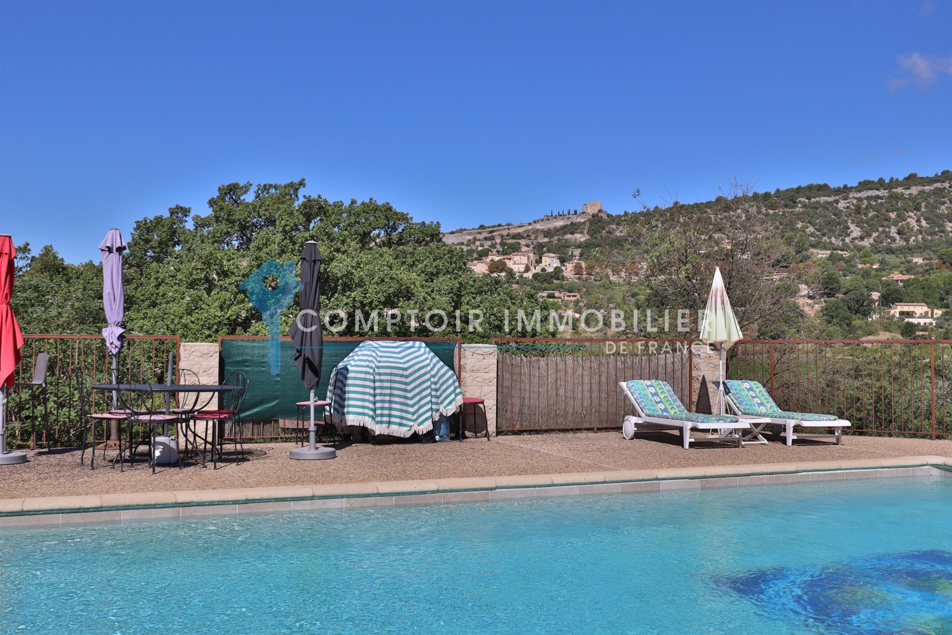 Maison à vendre, 170m², Saint-Saturnin-lès-Apt
