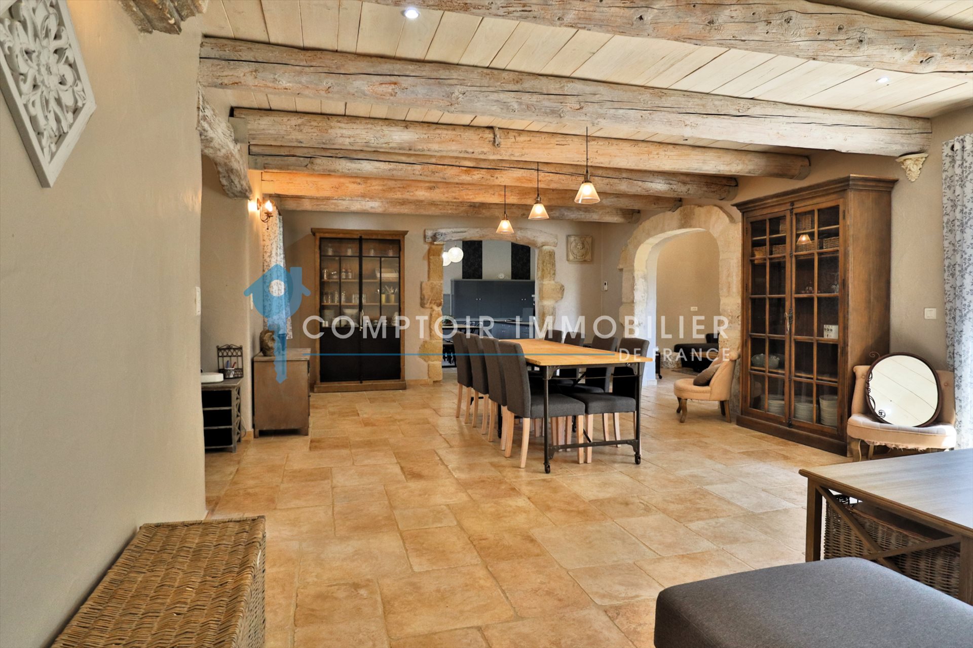 Maison à vendre, 228m², Saint-Saturnin-lès-Apt