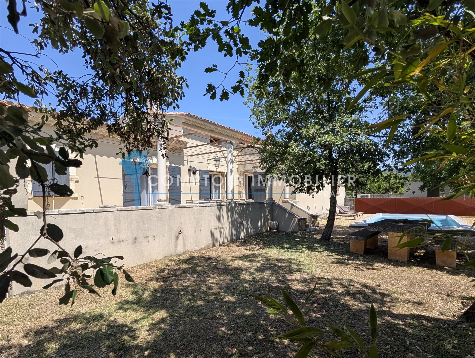 Maison à vendre, 228m², Saint-Saturnin-lès-Apt