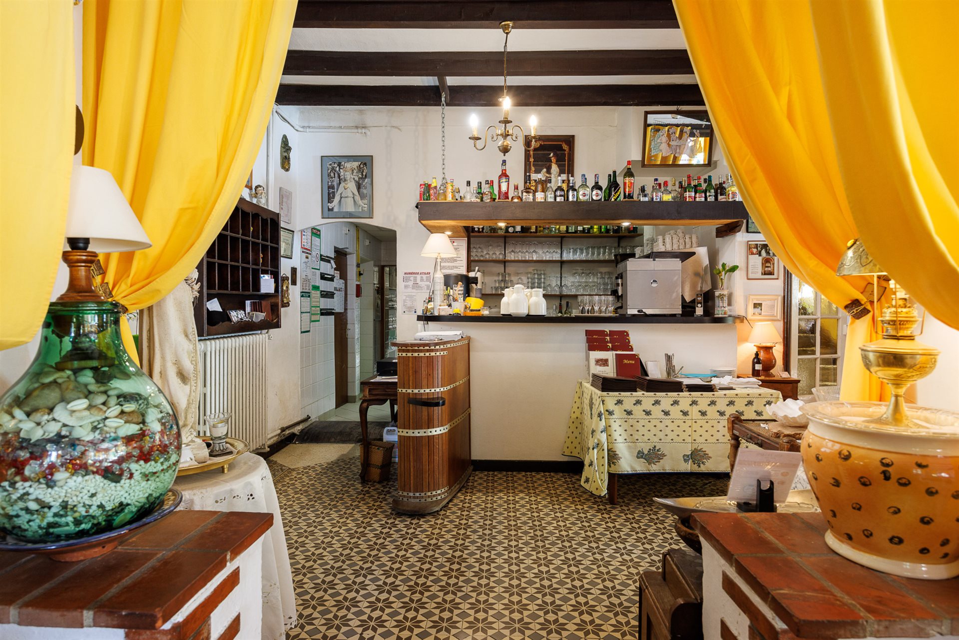 Maison à vendre, 700m², Tourrettes-sur-Loup
