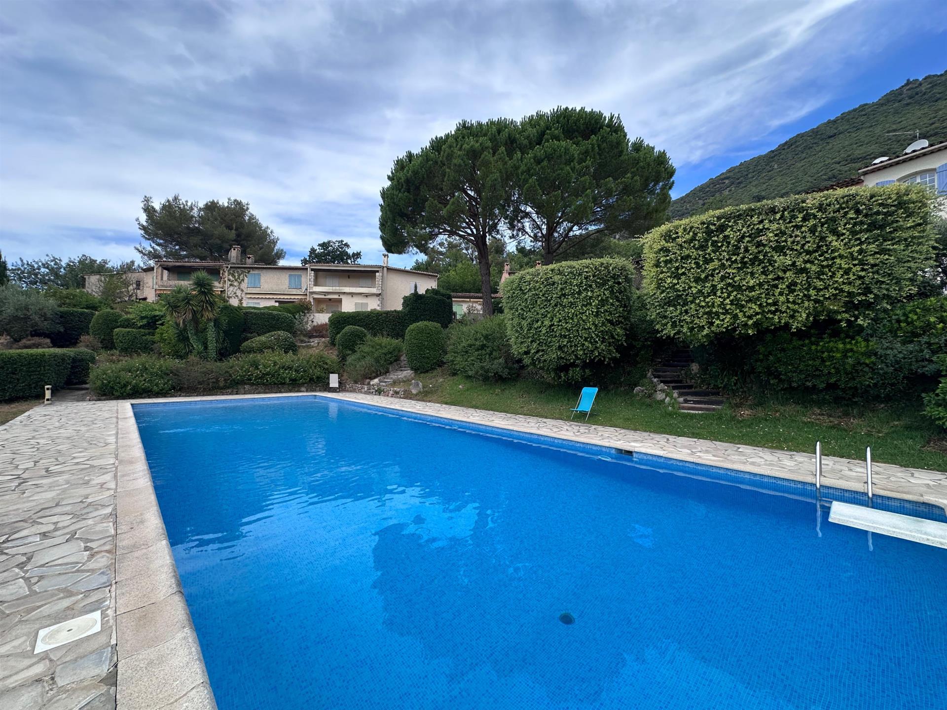 Maison à vendre, 120m², Tourrettes-sur-Loup