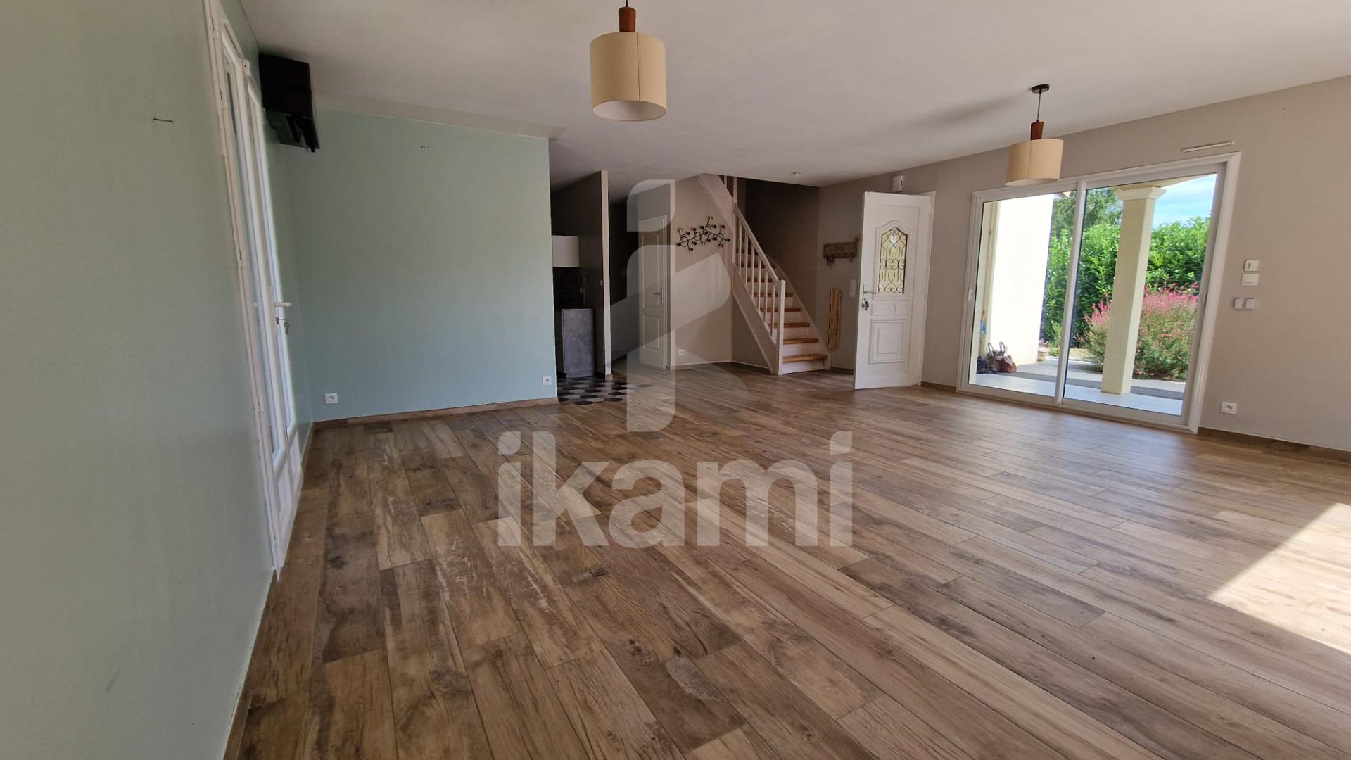 Maison à vendre, 130m², Douzillac