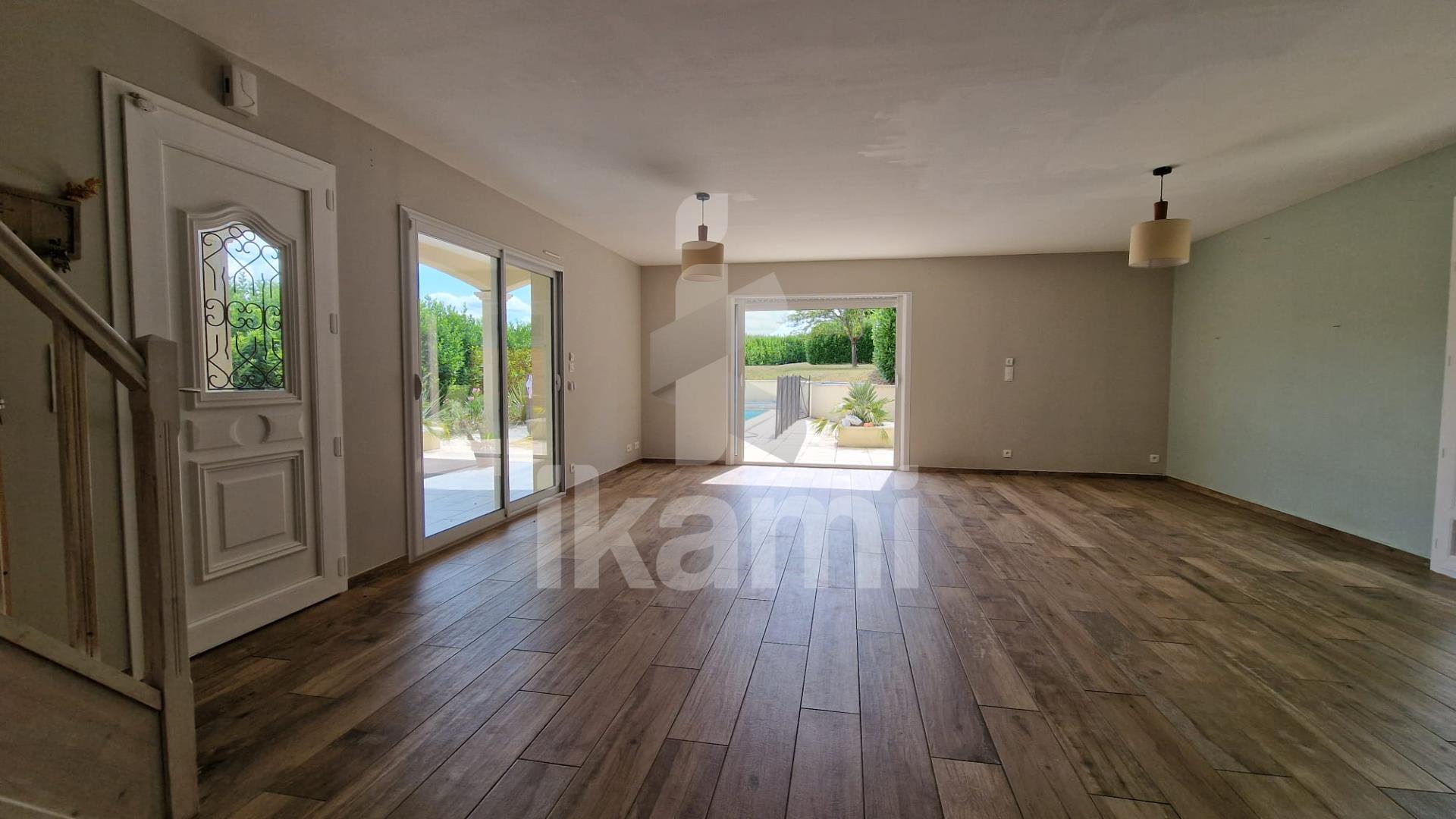 Maison à vendre, 130m², Douzillac