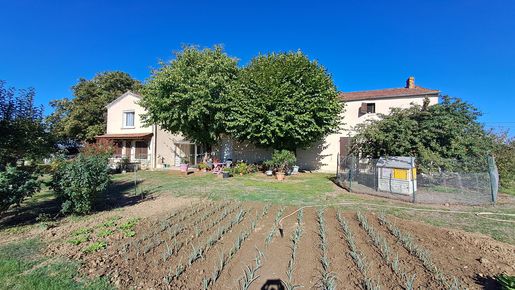 Maison 5 pièces 145 m² · à Monségur · 145 m² · 315 000 €