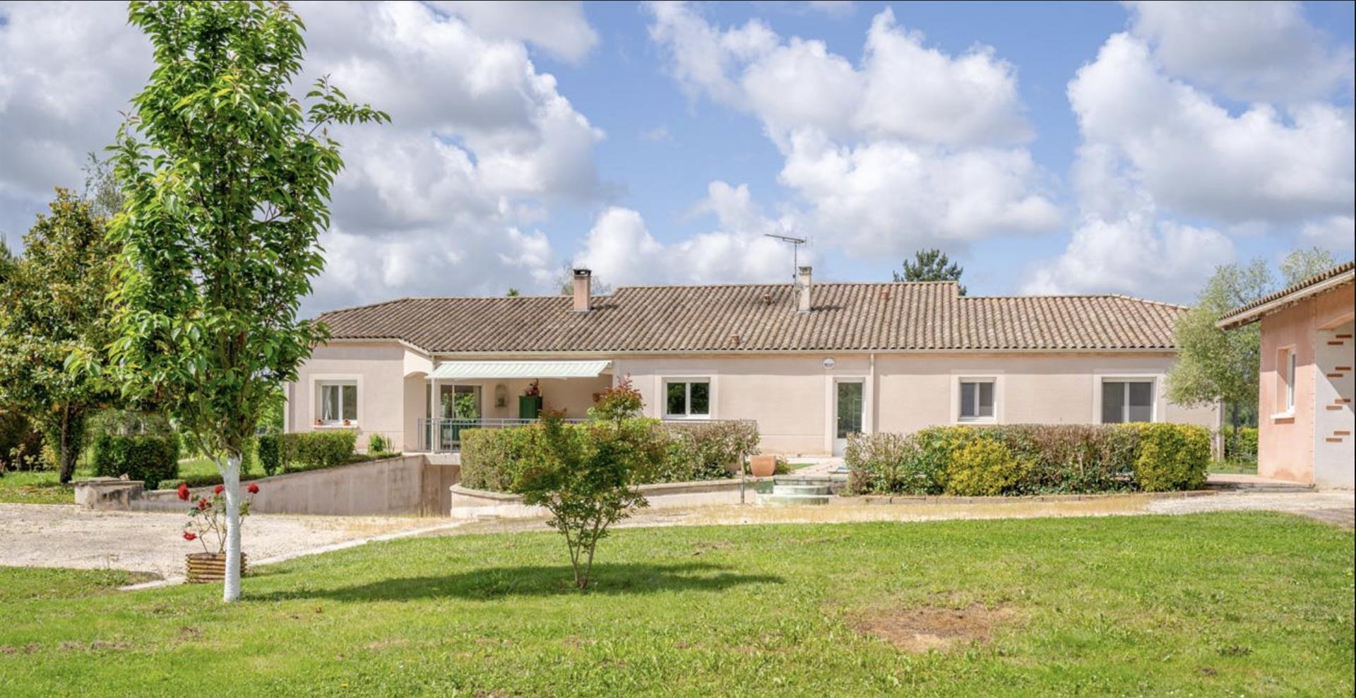 Maison à vendre, 209m², Casseneuil