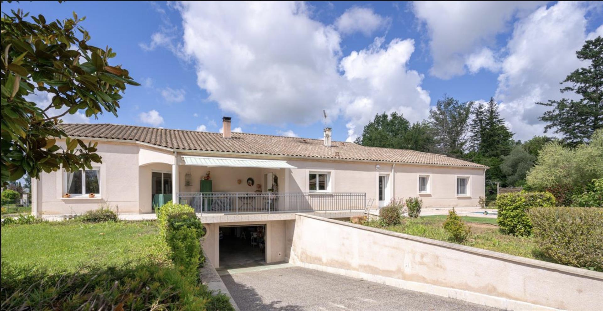 Maison à vendre, 209m², Casseneuil