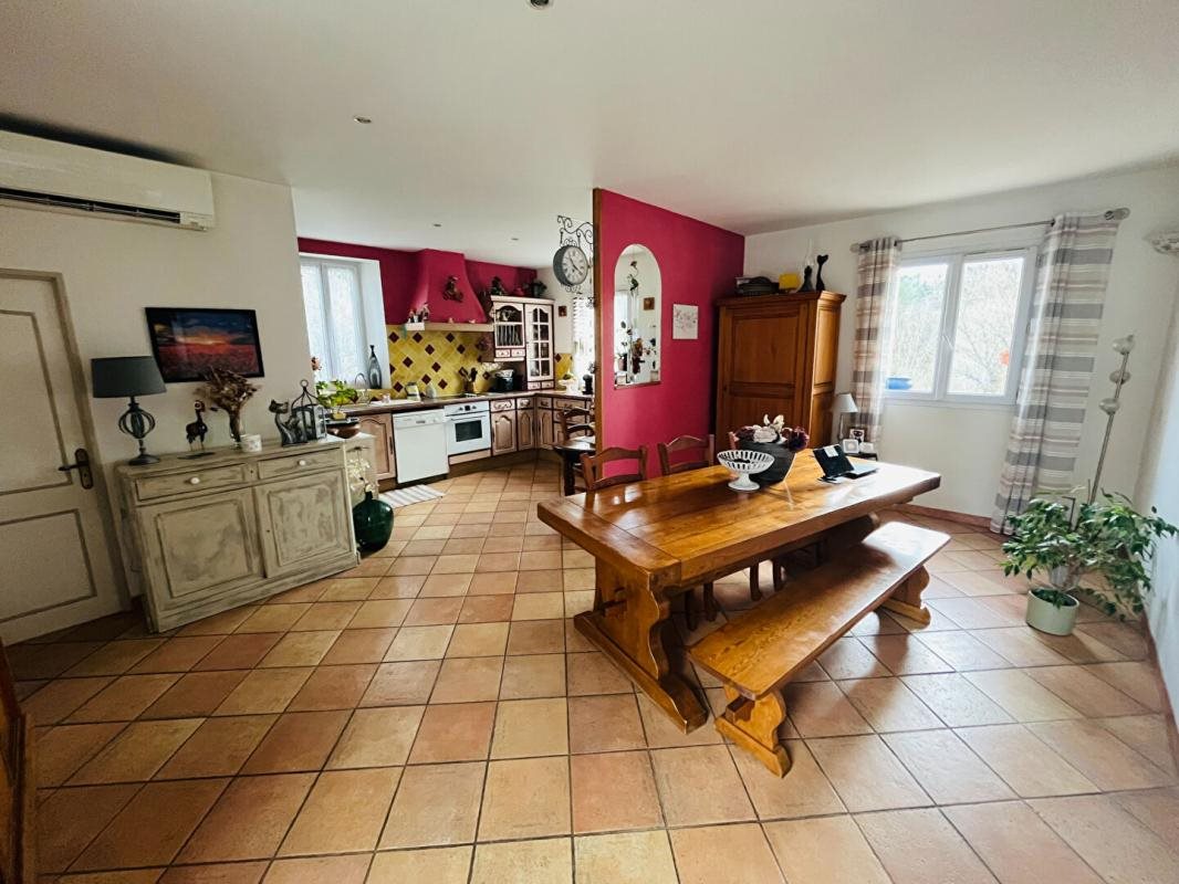 Maison à vendre, 184m², Carcès
