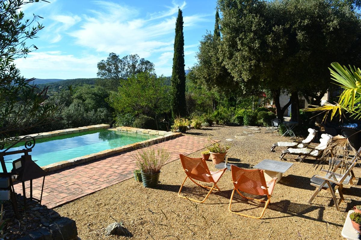 Maison à vendre, 173m², Carcès