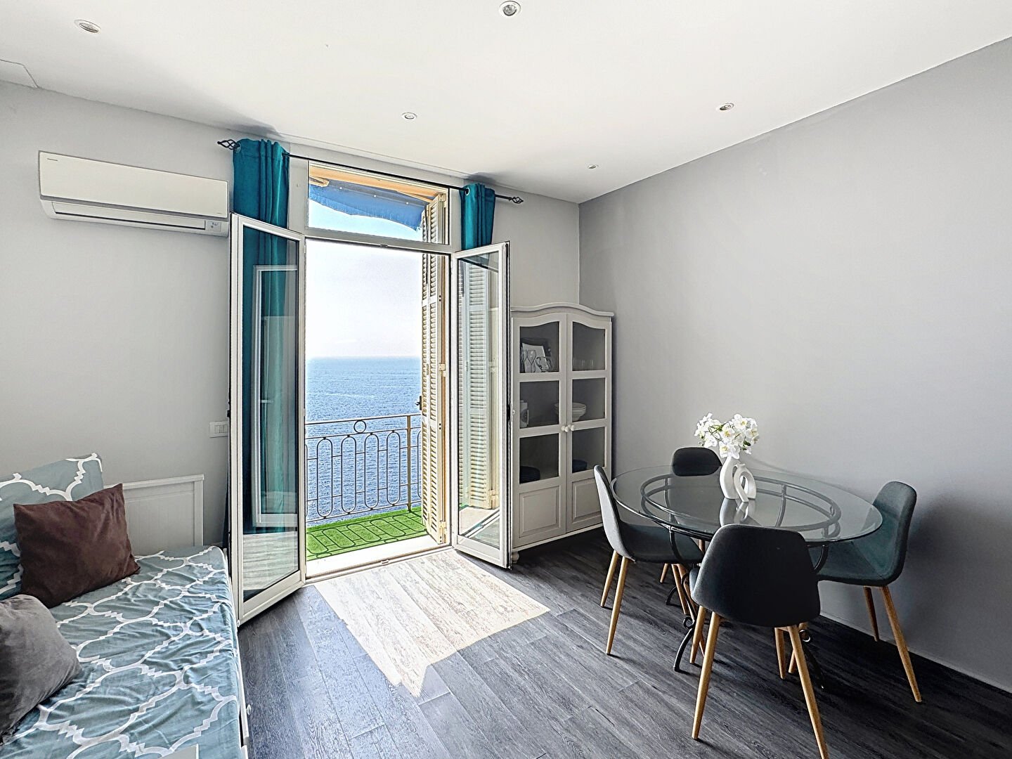 Appartement à louer, 49m², Roquebrune-Cap-Martin