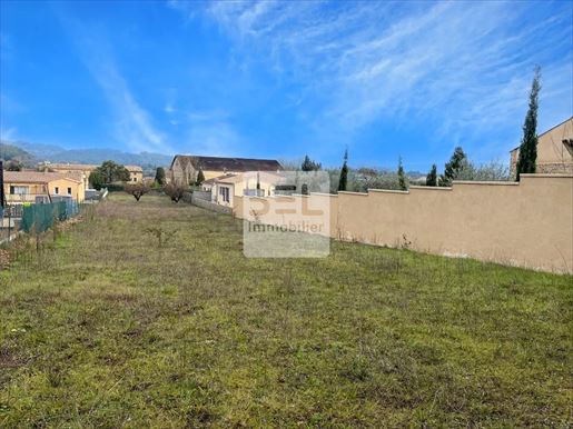 Terrain Constructible 2161 m2 à Tresques · 157 500 €