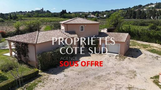 Maison 6 pièces 190 m² · à Rochefort-du-Gard · 190 m² · 650 000 €