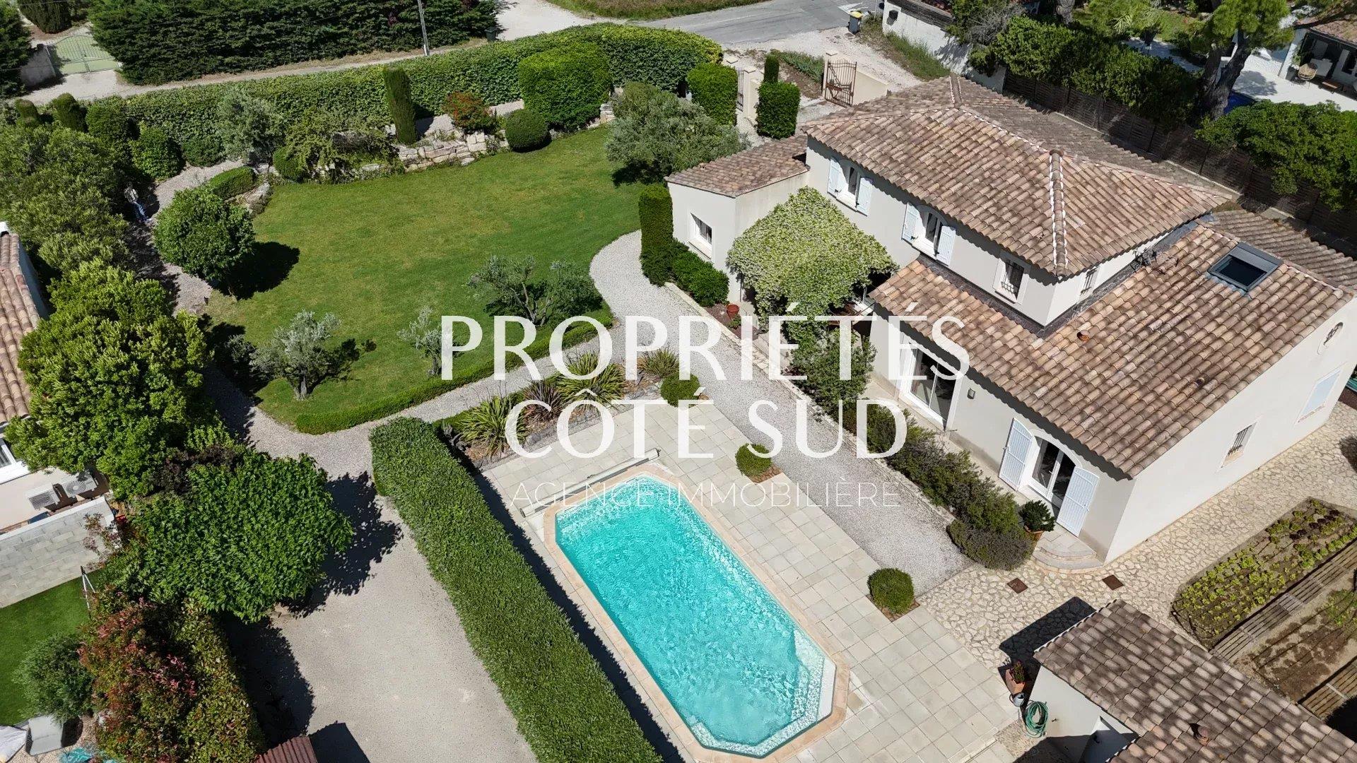 Maison à vendre, 190m², Pujaut