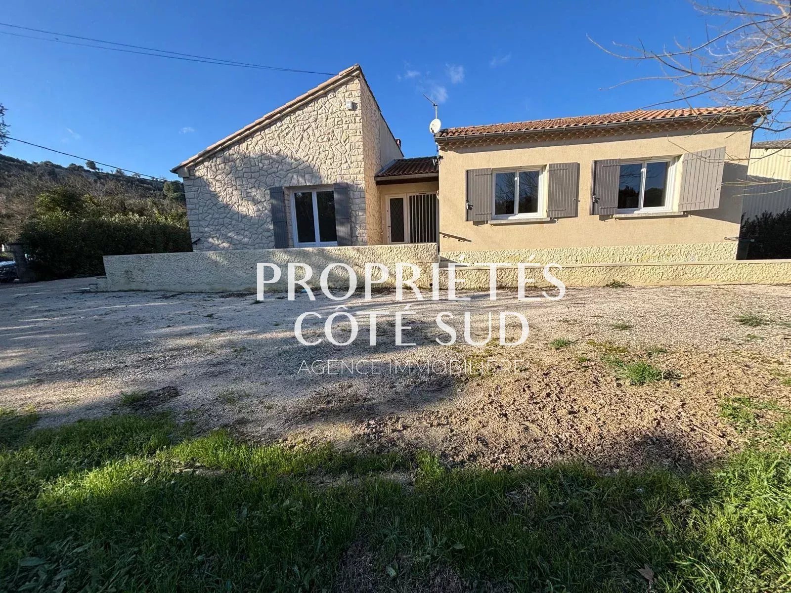 Maison à vendre, 130m², Sauveterre
