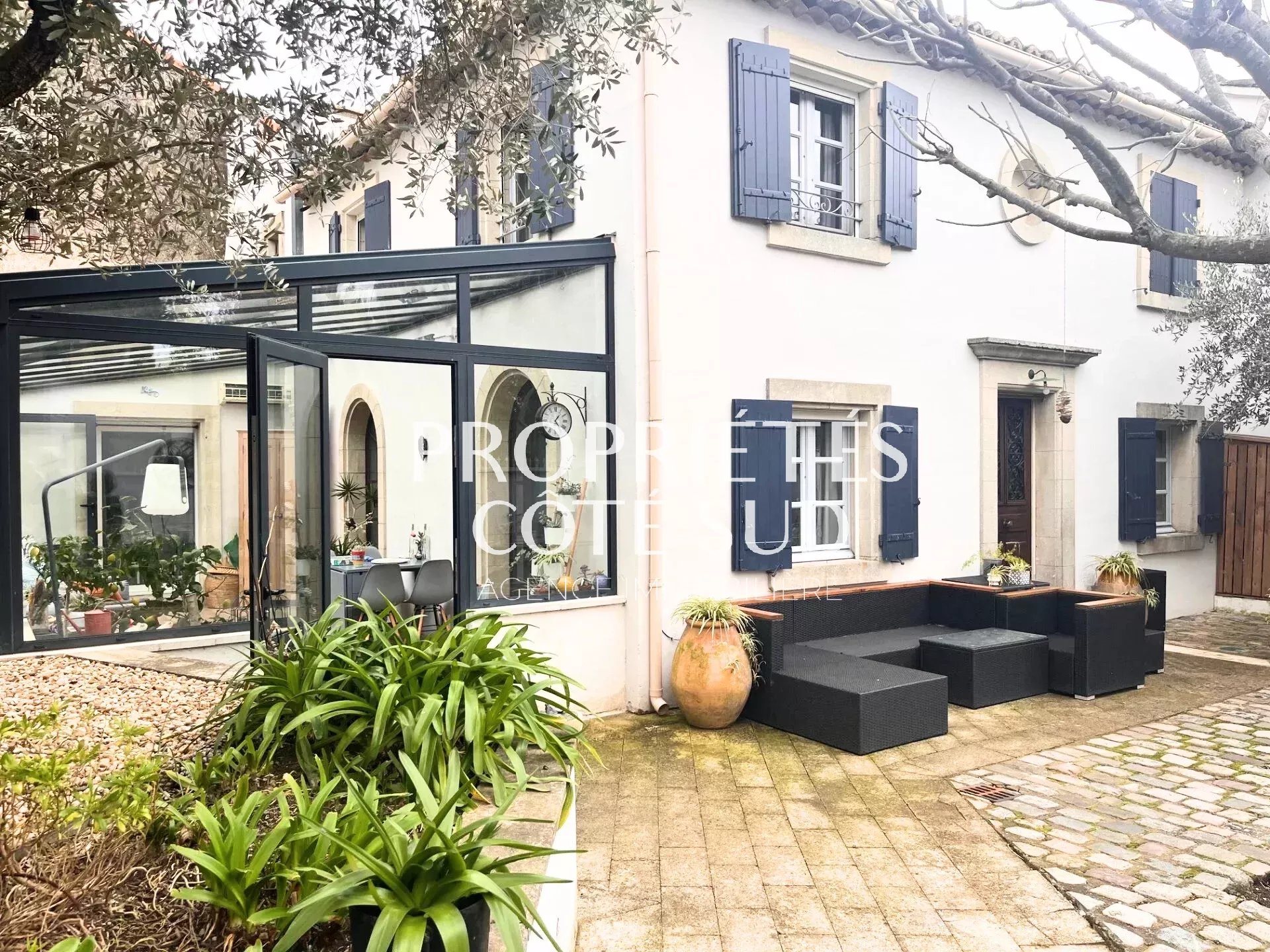 Maison à vendre, 246m², Pujaut